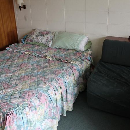 Pineland Motor Lodge Роторуа Екстериор снимка