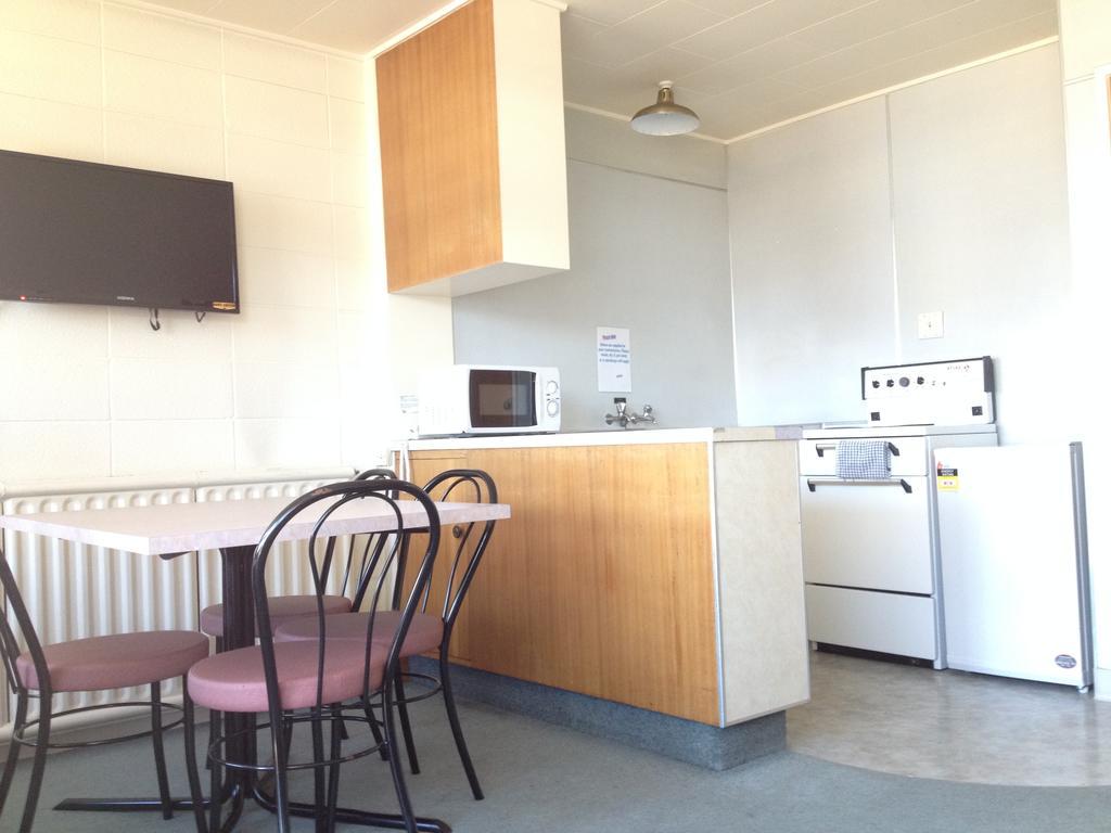 Pineland Motor Lodge Роторуа Стая снимка